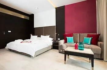 Diamond Apartment