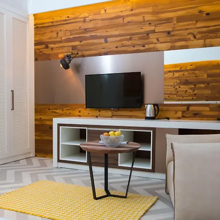 Diamond * מליני