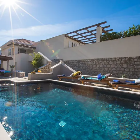 Diamond * מליני