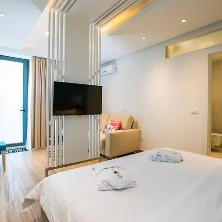 Diamond * Mlini