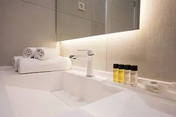 Diamond Apartment